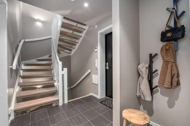 Gjennomgående moderne og lekre fargevalg gjennom hele huset.