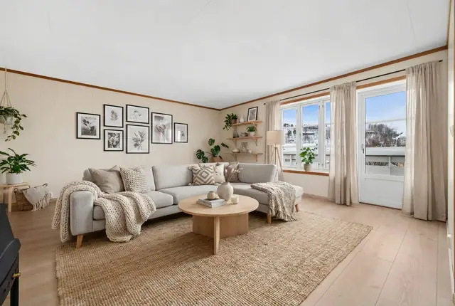Central 3-room flat in Tolga centre. Good sun. Walking distance to everyday amenities & public transport. — image 10