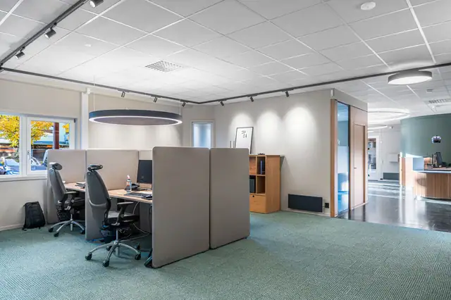 1. etg. Nidaros Sparebank - åpent kontorlandskap