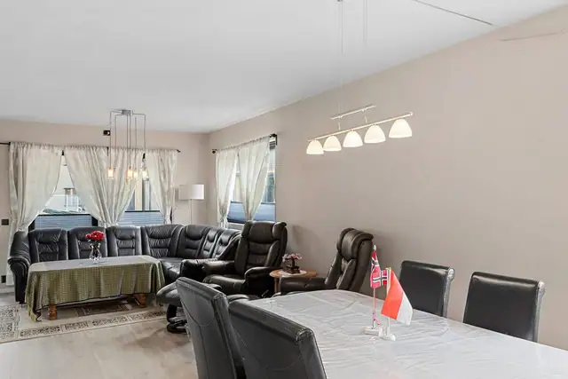 Her kan du fint innrede med stor sittegruppe og spisestue.