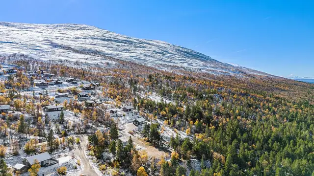 Romslig endetomt med flott beliggenhet på Hummelfjell! — bilde 3
