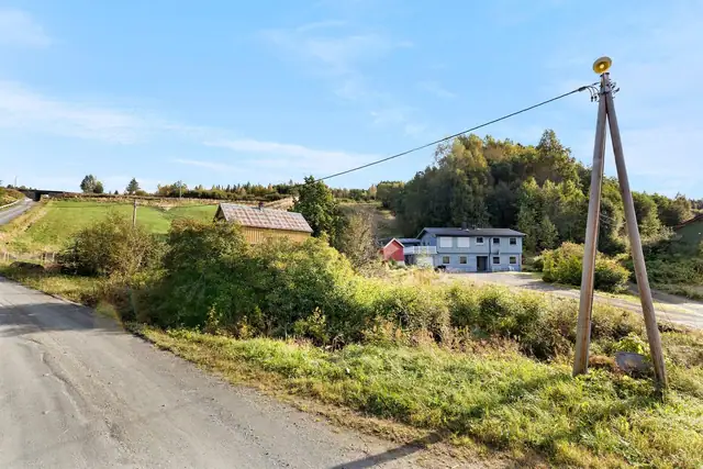 Eiendom med fin beliggenhet i Meråker. — bilde 2