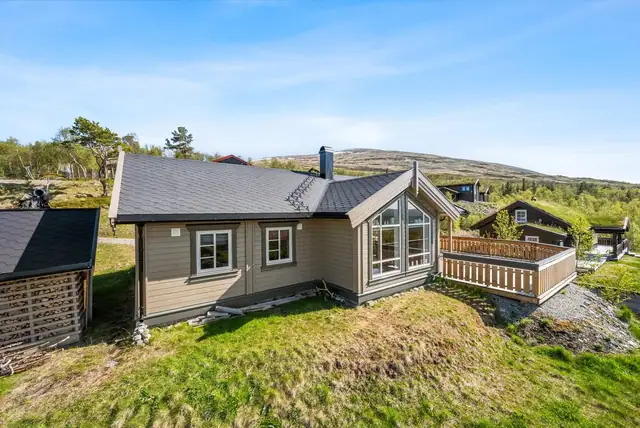 Hummelfjell - Pen hytte med god standard, god plass og flott utsikt. 3 soverom. 7 sengeplasser. — bilde 3