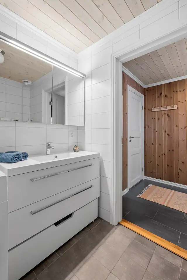 Hummelfjell - Pen hytte med god standard, god plass og flott utsikt. 3 soverom. 7 sengeplasser. — bilde 10