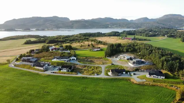 BRANTHAUGEN- Store og solrike tomter i Døsvika, Opphaug. Sjelden mulighet! Bare 3 av 13 tomter igjen! — bilde 1