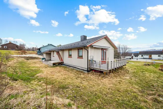 Detached house in an attractive, family-friendly area. Close to outdoor recreation areas. Walking distance to the centre — image 5