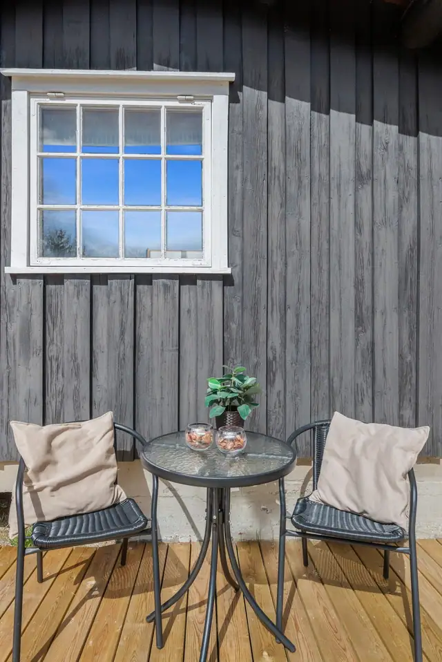 Cosy cabin cluster with cabin, annexe and outbuilding - 2 bedrooms + beds in the annexe - Electricity - Year-round road — image 4