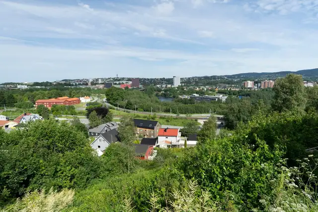 Tomt til salgs - Nært sentrum - Svært god utsikt — bilde 12
