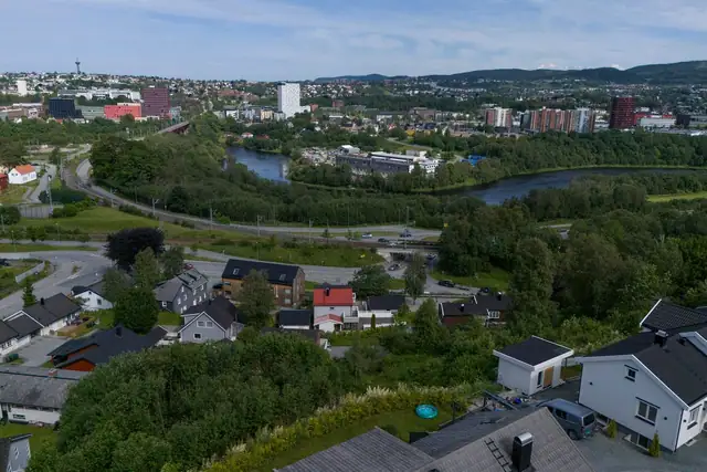 Tomt til salgs - Nært sentrum - Svært god utsikt — bilde 7