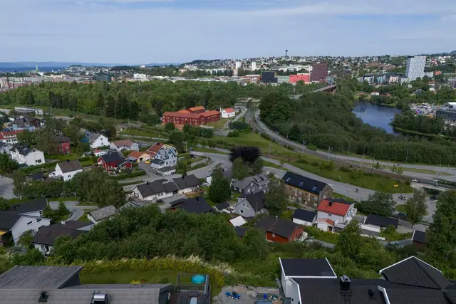 Stavne bru med gang/sykkelvei.