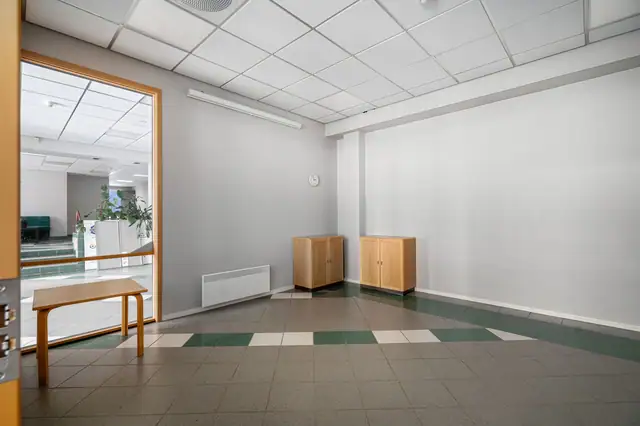 Stort kontorbygg midt i Brekstad sentrum - God profilering - Mye potensiale! — bilde 10