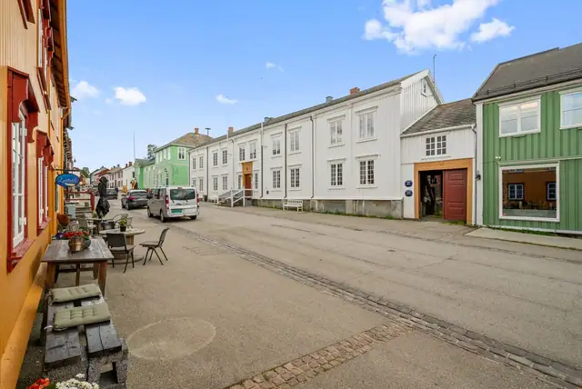 Innholdsrik og sjarmerende tomannsbolig meget sentralt på Røros. Eiendommen må sees! — bilde 4