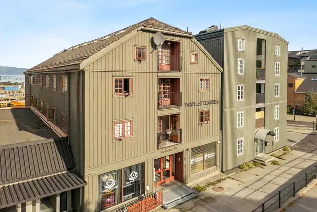 Historisk bryggeiendom. Meget god teknisk stand. Fullt utleid mNOK 2,6 pr. år. — bilde 2