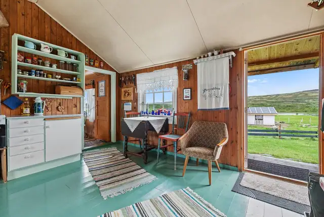 Superb holiday property with outbuilding in scenic surroundings at Meiåvollan. Great location not far from Øyungen. — image 11