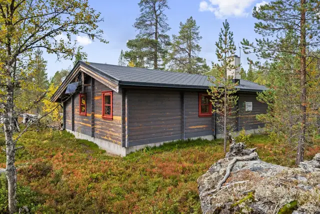 Godt vedlikeholdt lafthytte beliggende i attraktive Synnervika hytteområde ved Femunden. Båtplass. — bilde 12