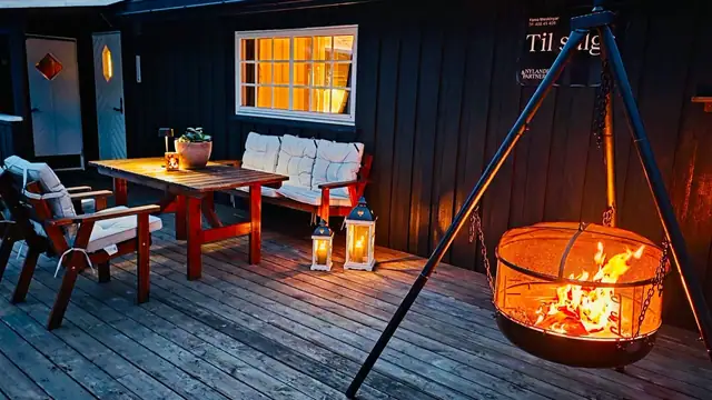 Romslig hytte med flotte utsikts- & solforhold. Kort avstand til Glåmos og Røros. Ring hytta varm. — bilde 3