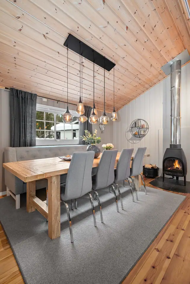 Romslig hytte med flotte utsikts- & solforhold. Kort avstand til Glåmos og Røros. Ring hytta varm. — bilde 7