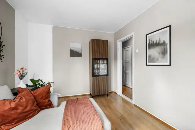 Flott hjørneleilighet i høy 1.Etasje - Mulighet for rask overtakelse| Sentral beliggenhet| Lave felleskostnader — bilde 10