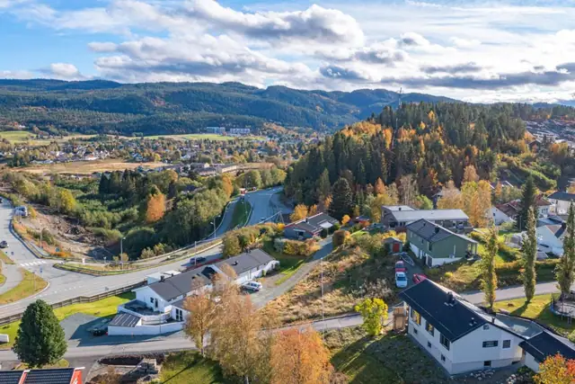 Rare opportunity in Klæbu. 690 m² residential plot with good sun and lovely views. Child-friendly and central. — image 6