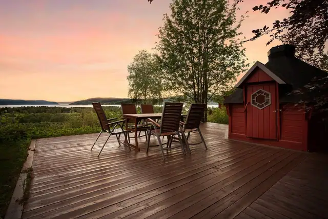 Sjelden mulighet i Selbu! Idyllisk gårdstun i sentrum med stor tomt og fantastiske sol- og utsiktsforhold |Mye potensial — bilde 12