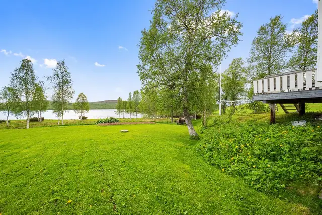 Enebolig med fantastisk beliggenhet ved brekkfjorden! Tomt på over 1400 kvm med Kort vei til Glåmos & Røros. — bilde 5