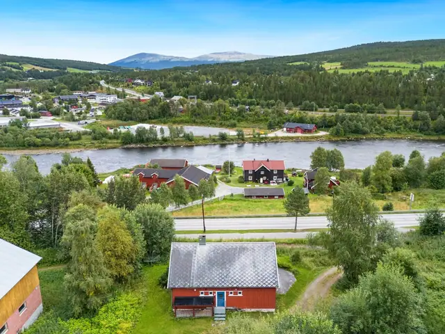 Koselig enebolig med meget sentral beliggenhet i Tolga sentrum. Nytt kjøkken i 2021. — bilde 3