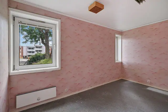Soverommet er på 9m².
