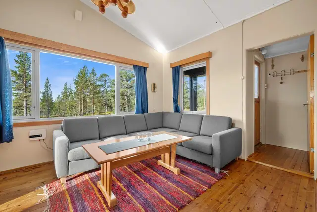 Scenic, spacious retreat close to the mountains in Engerdal. Plot of over 4 mål. Outbuilding and Moelven cabin unit. Near the Swedish border. — image 7