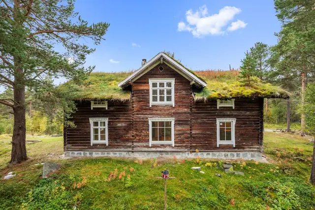 Sjarmerende og innholdsrik bolig med naturskjønne omgivelser. Kort vei til Os sentrum. 4 soverom. Garasje. Nytt kjøkken! — bilde 4
