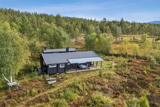 Det ble lagt inn strøm i 2022.