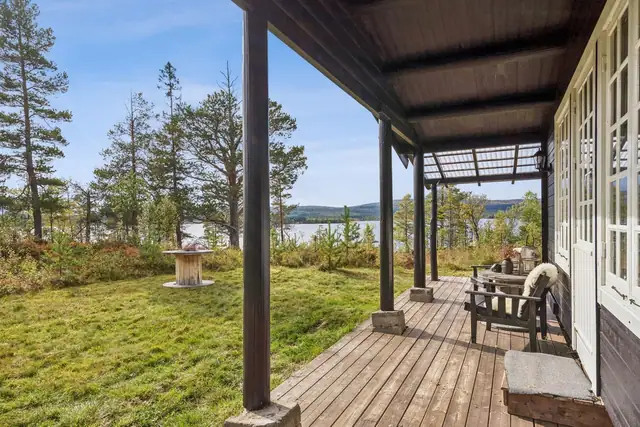 Romslig terrasse på hele 34,6 kvm.