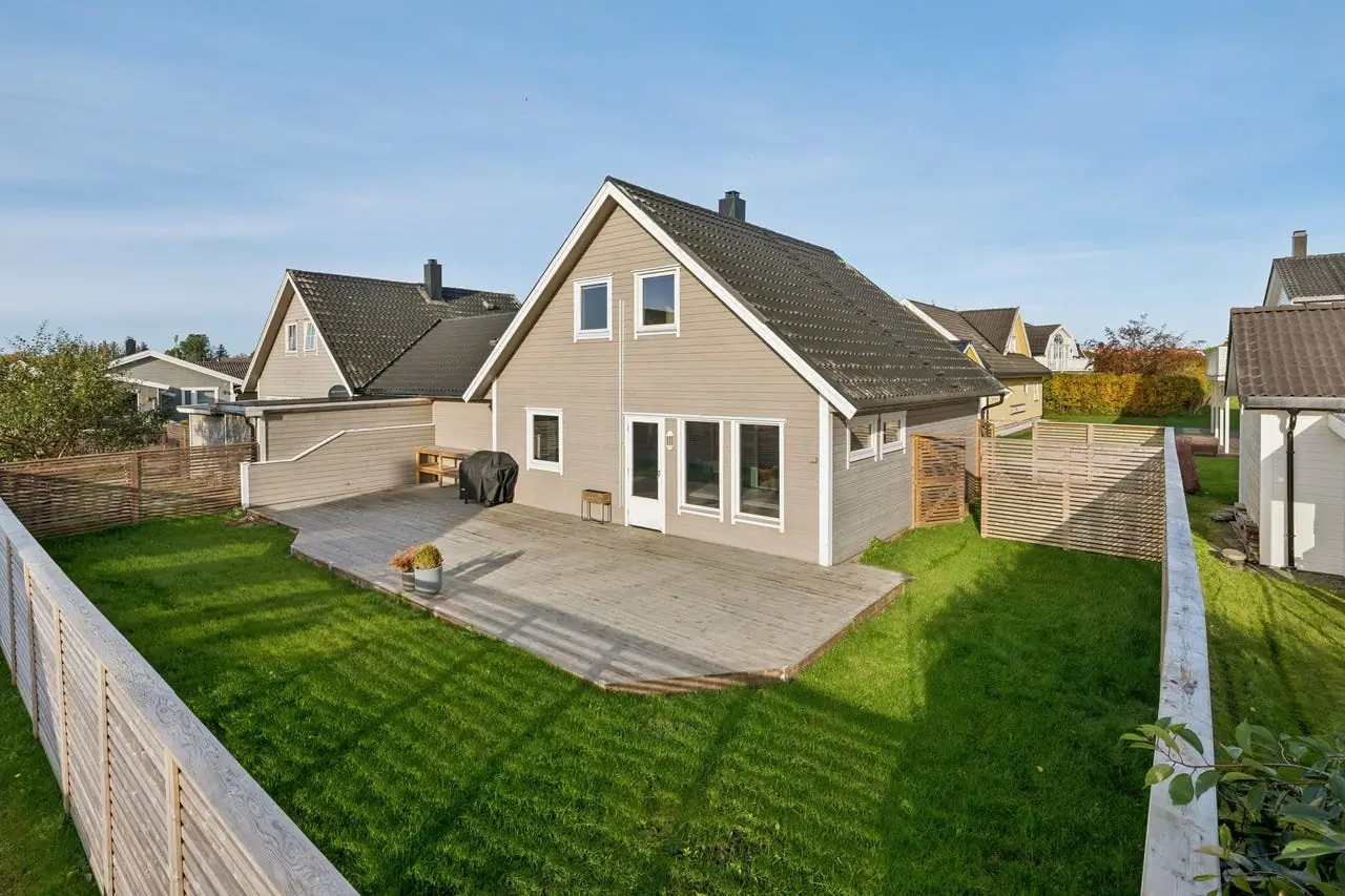 Langhusveien 16 B, Brekstad