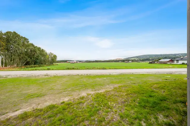 1 SOLGT - 4 Prosjekterte & lettstelte eneboliger i populært & barnevennlig område. — bilde 5