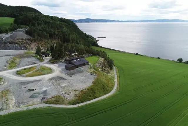 Skatval - Rykkjasvika, naturskjønne omgivelser med utsikt over fjorden - byggeklare tomter — bilde 11